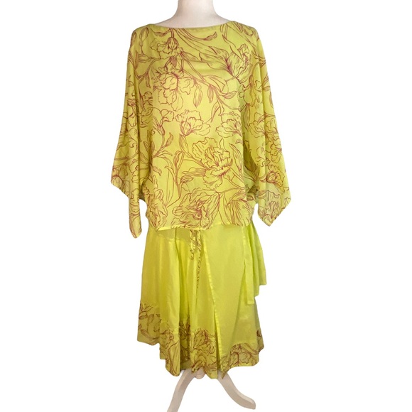 Jacques Ruc 2 Piece Chartreuse Maroon Floral Gauzy Layered Oversized Dress - Picture 4 of 16